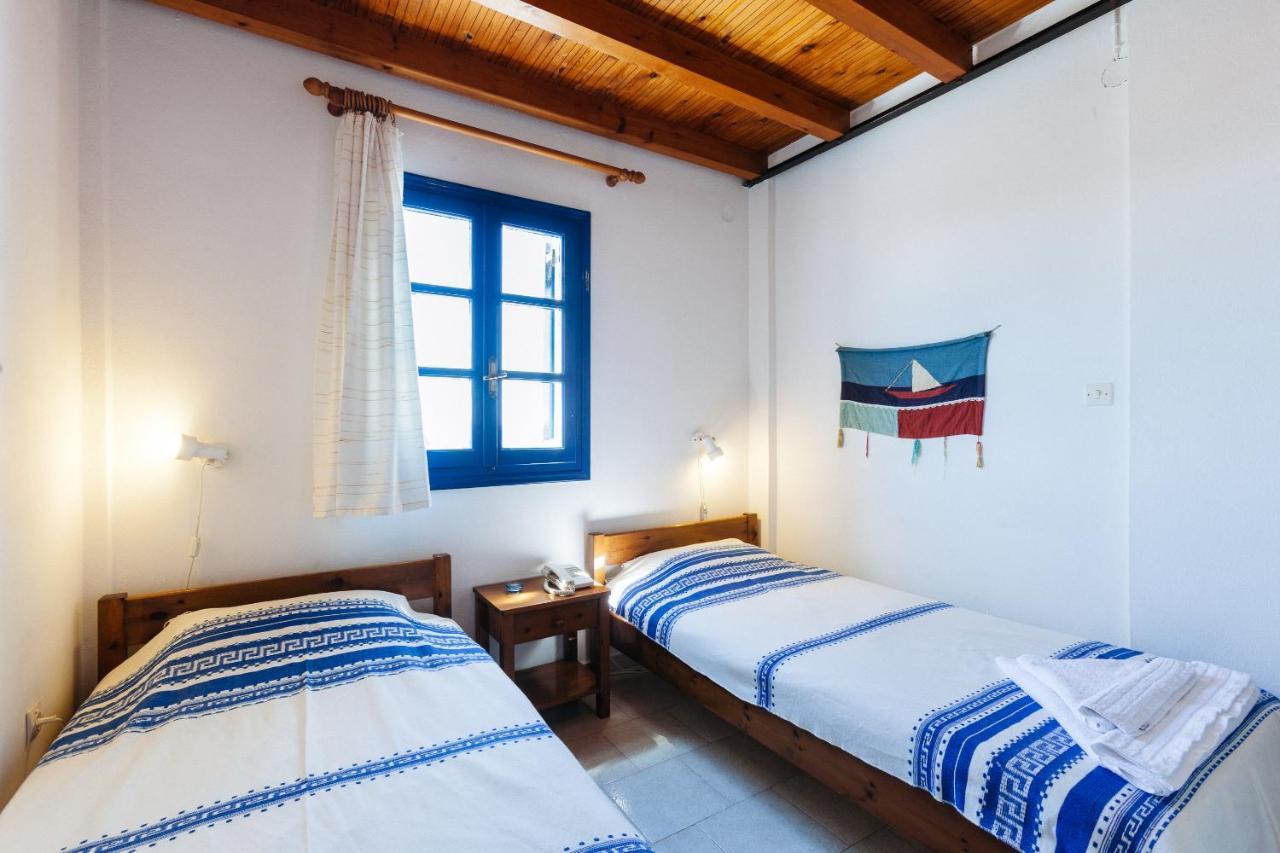 Thalassitis Coastal Apartments 佩里沃罗 外观 照片