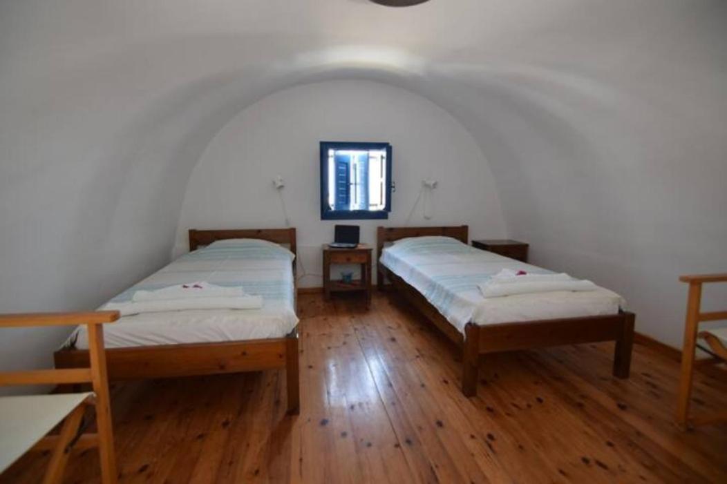 Thalassitis Coastal Apartments 佩里沃罗 外观 照片