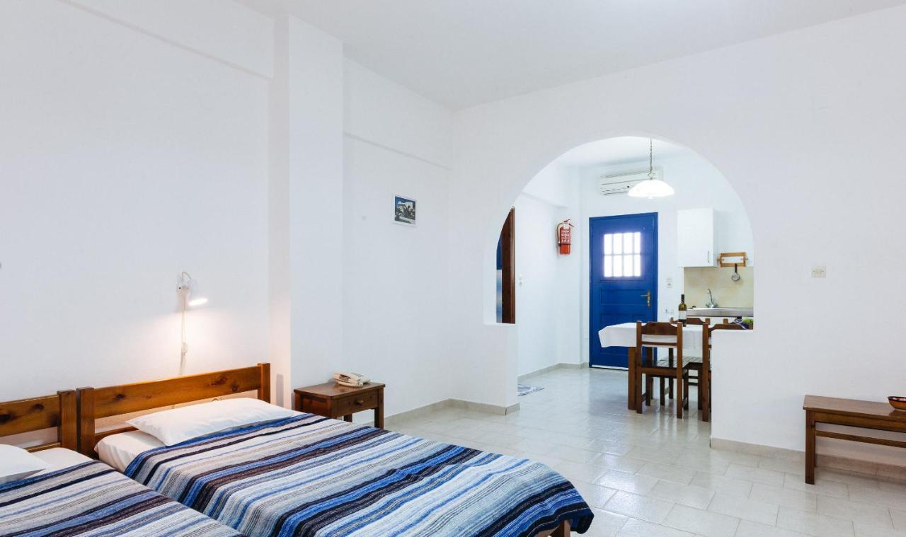 Thalassitis Coastal Apartments 佩里沃罗 外观 照片