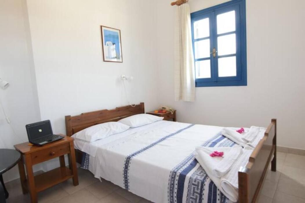 Thalassitis Coastal Apartments 佩里沃罗 外观 照片