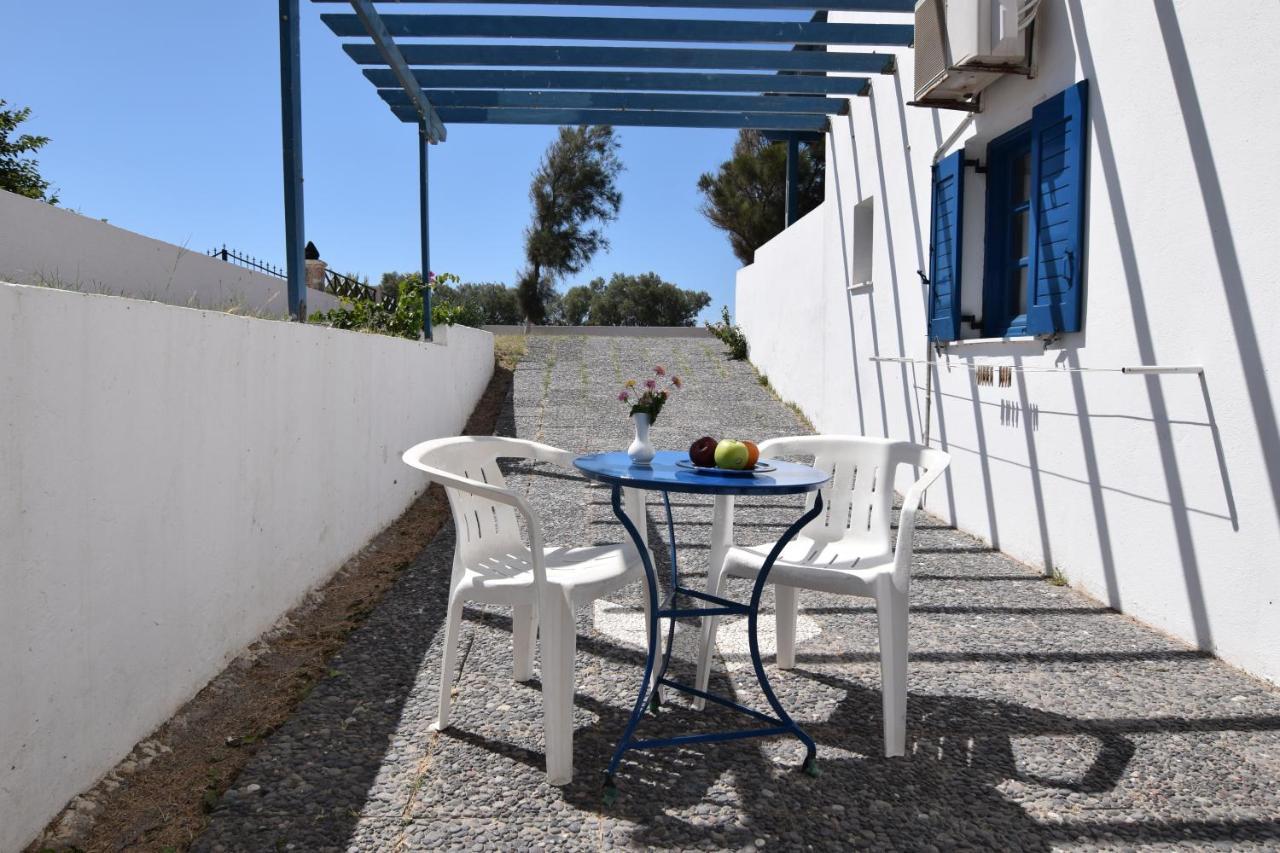 Thalassitis Coastal Apartments 佩里沃罗 外观 照片