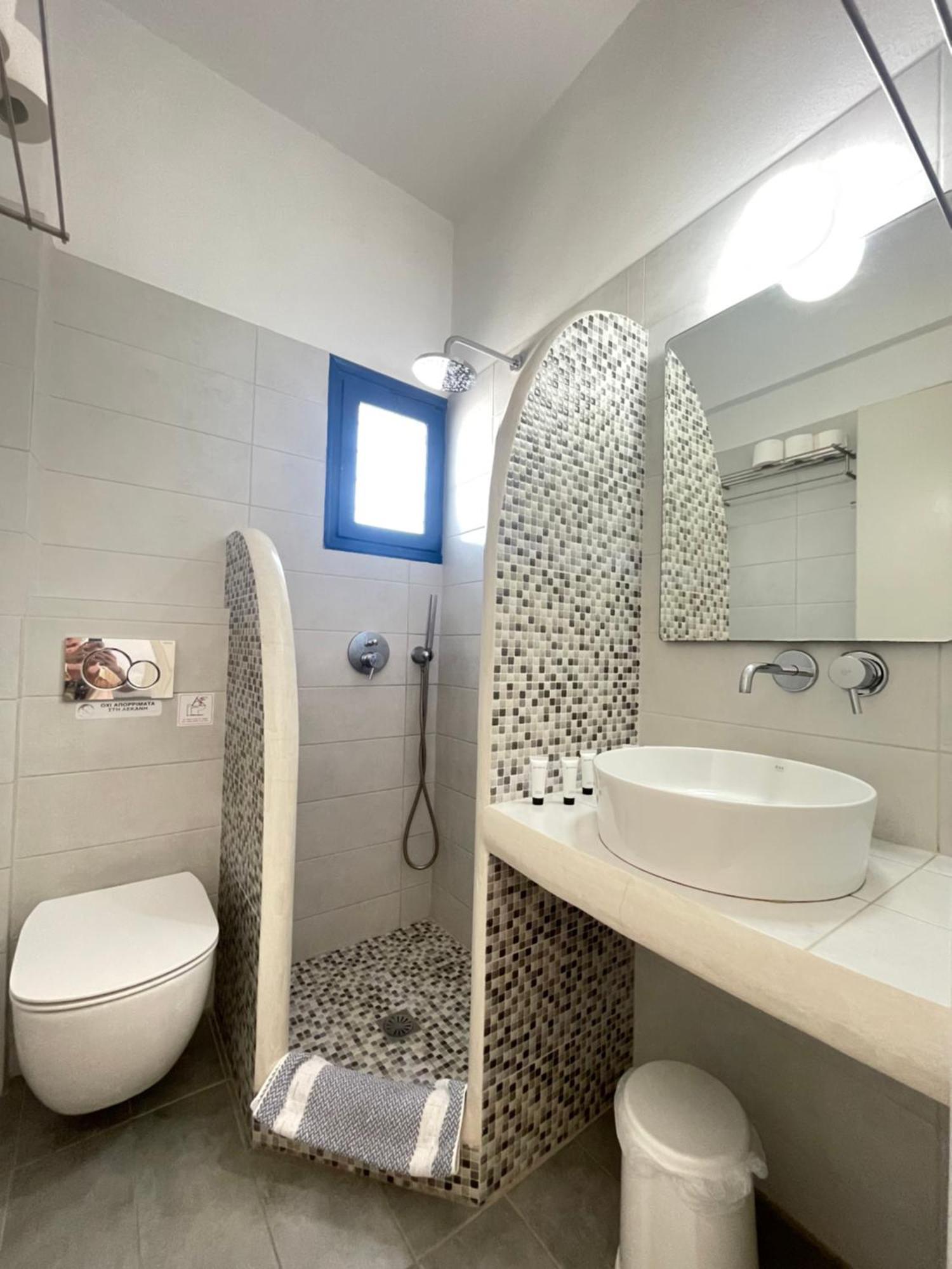 Thalassitis Coastal Apartments 佩里沃罗 外观 照片