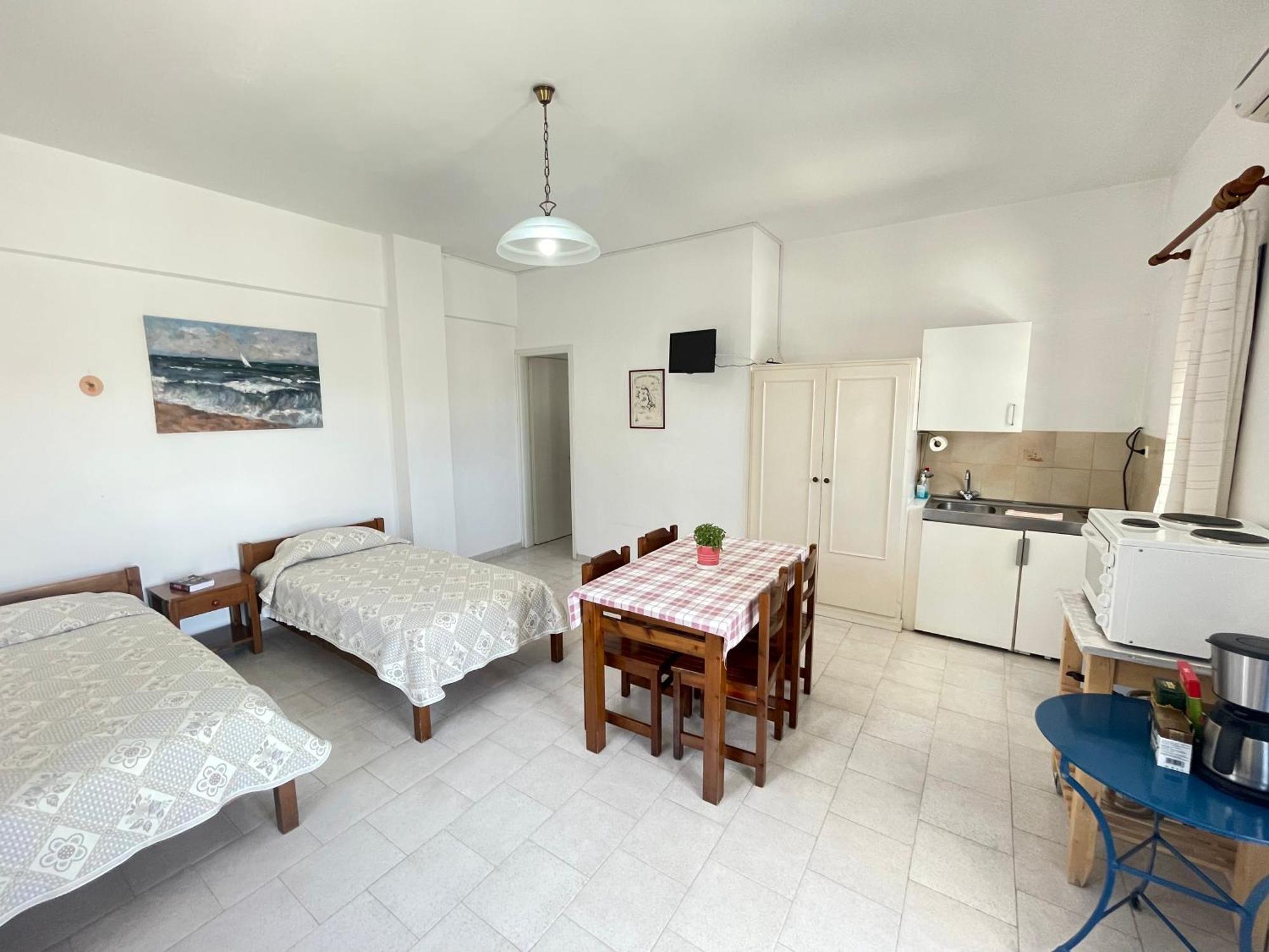 Thalassitis Coastal Apartments 佩里沃罗 外观 照片