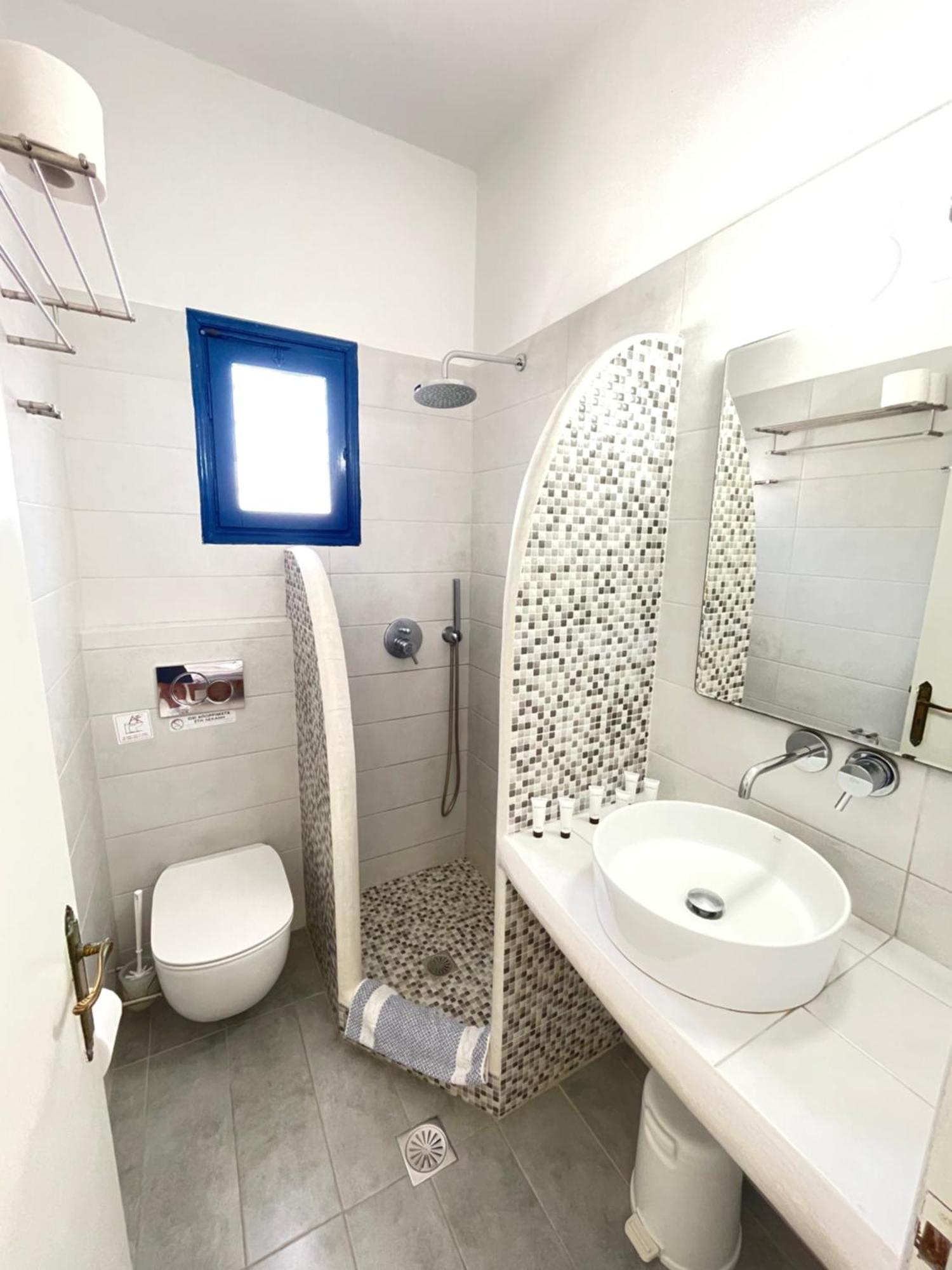 Thalassitis Coastal Apartments 佩里沃罗 外观 照片